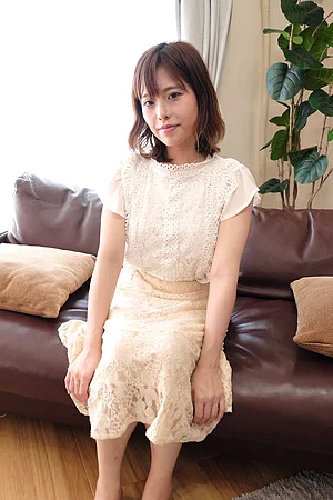 Welcome to our model Kanna Sakura