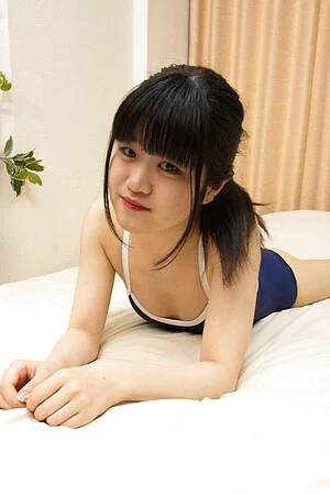 Japanese Otoka Aoki plays with a toy on her sensitive clit